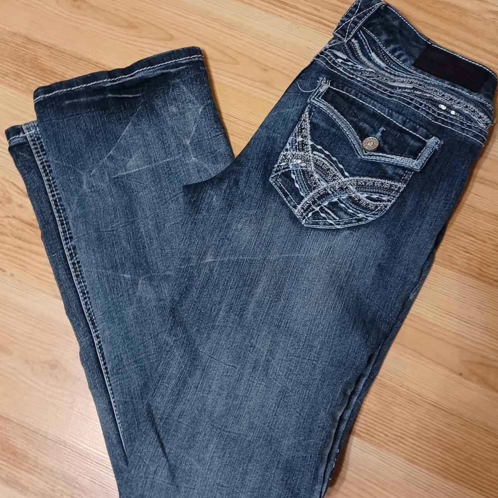 Jeans - Picture 2 of 4
